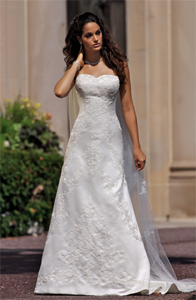 Essense of Australia Wedding Dress | PreOwnedWeddingDresses.com