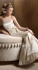 Sample Alvina Valenta Wedding Dress: $900 ($2600 less than retail)