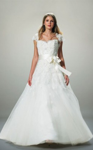 Lian Carlo wedding dress for sale on PreOwnedWeddingDresses.com