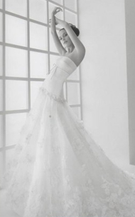 Rosa Clara Loren wedding dress for sale on PreOwnedWeddingDresses.com