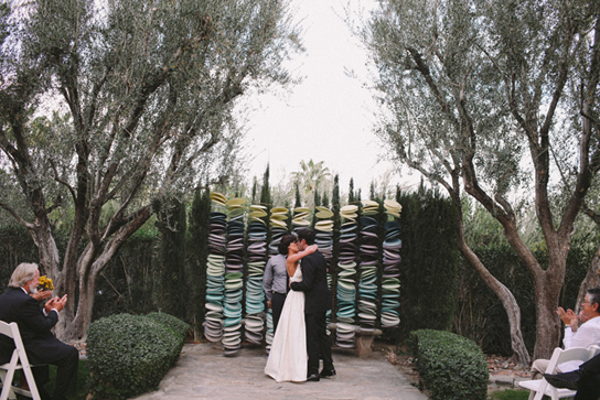 10 Unique Wedding Ceremony Backdrops | PreOwnedWeddingDresses.com