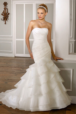 Mori Lee Wedding Dress for sale on PreOwnedWeddingDresses.com
