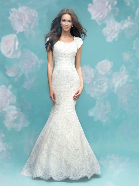 Allure Bridals Style M582 Wedding Dress