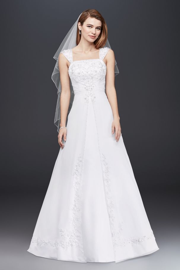 David's Bridal V9010 Wedding Dress