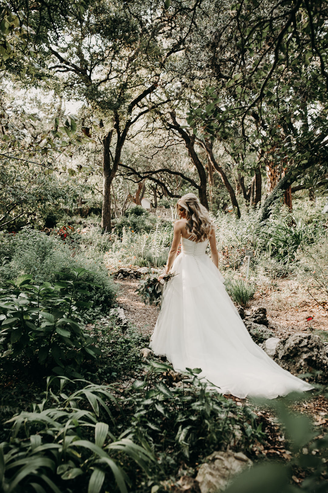 Fall bridal portrait in the woods