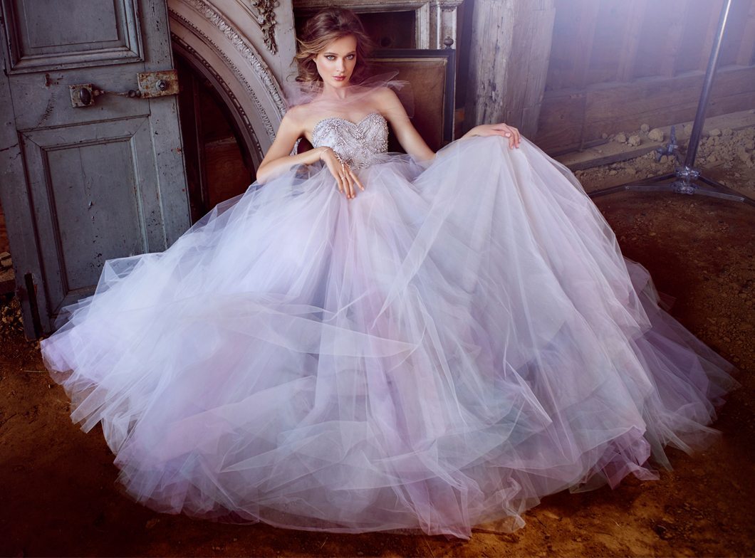 lazaro-bridal-tulle-ball-strapless-sweetheart-jeweled-chandelier-beaded-natural-chapel-3555_zm