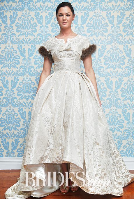 modern-trousseau-wedding-dresses-fall-2015-016