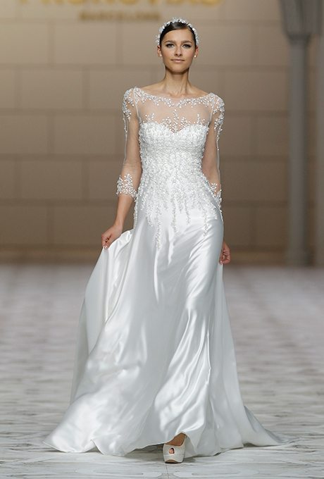 pronovias-wedding-dresses-fall-2015-014