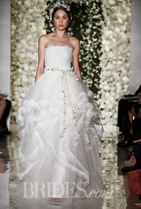 reem-acra-wedding-dresses-fall-2015-010
