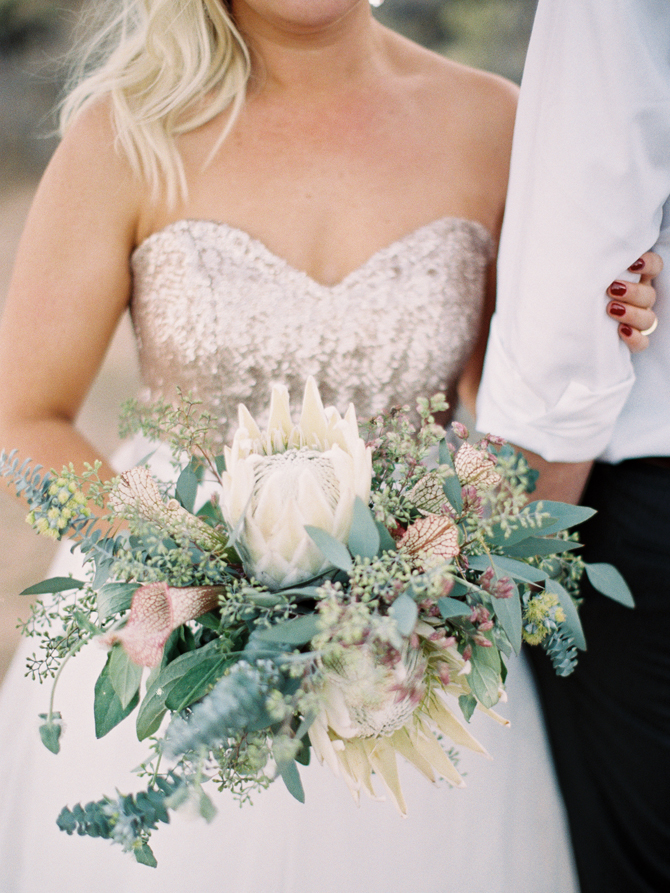 Romantic Bridal Bouquets | PreOwnedWeddingDresses.com