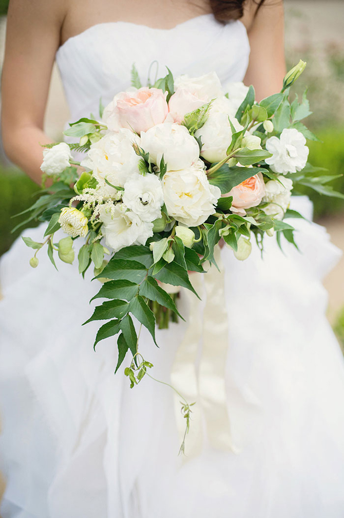 Pastel Wedding Bouquet Inspiration | PreOwnedWeddingDresses.com