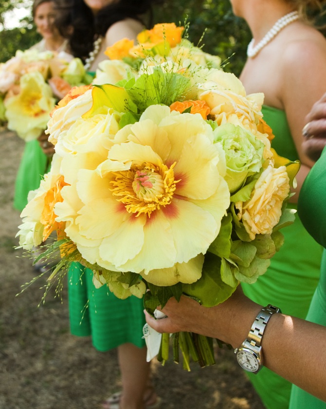 5 budget friendly wedding bouquet ideas