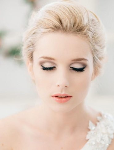 natural lip with glam eyeliner bridal makeup