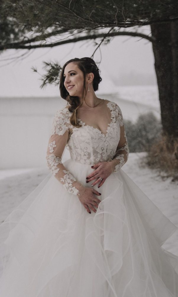 Beautiful bride wearing Hayley Paige Elysia gown