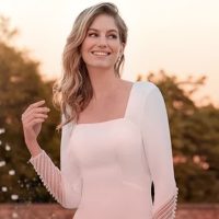 10 Gorgeous Long Sleeve Wedding Dresses