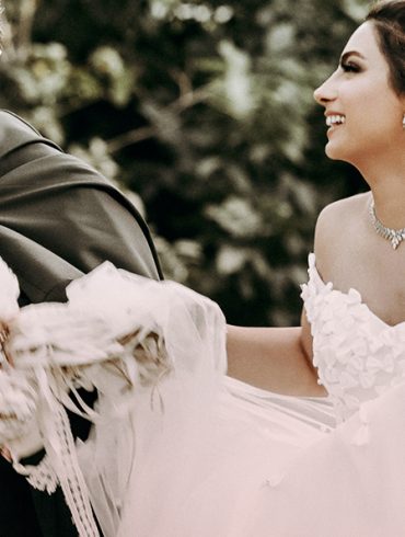 10 Gorgeous Sweetheart Neckline Wedding Dresses