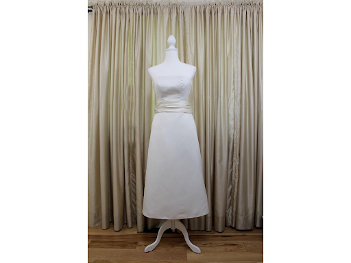 Tea length dress on a mannequin
