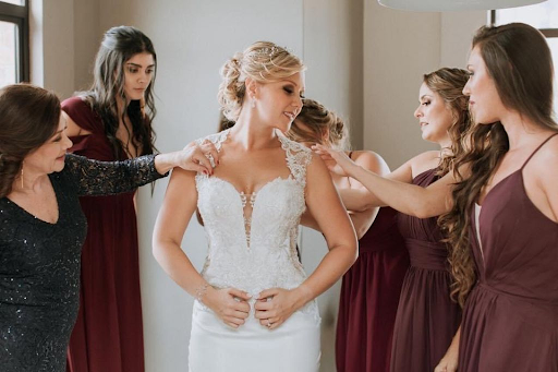 Beautiful bride getting ready with her bridal party