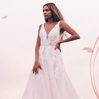 5 unique wedding dress themes