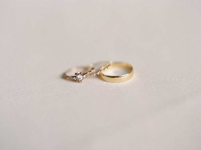 10-delicate-gold-wedding-jewelry