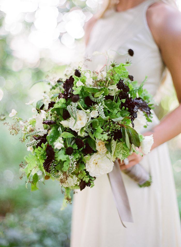 10-green-white-anenome-wedding-bouquet