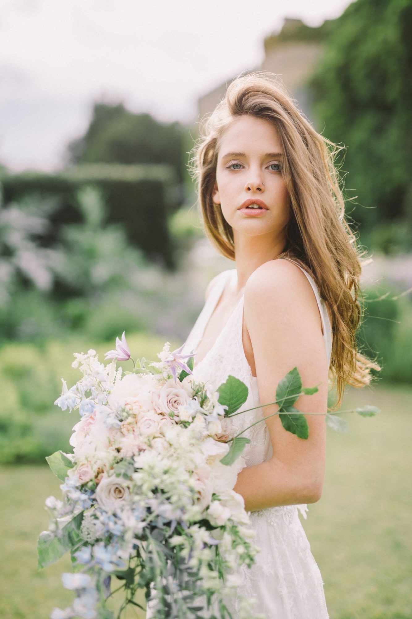 Brides In The English Countryside | PreOwned Wedding Dresses