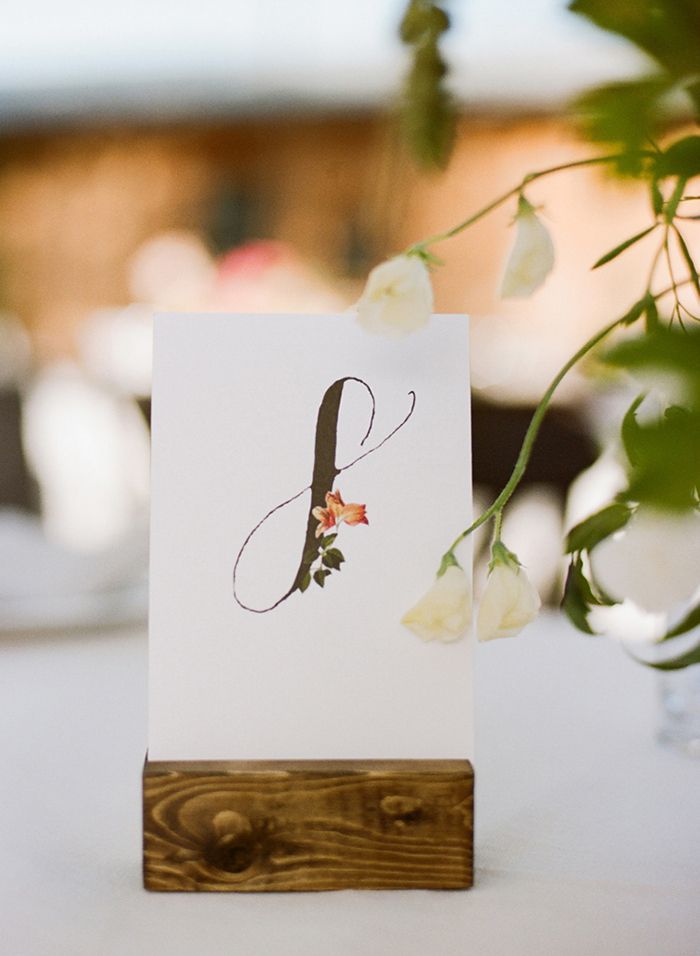 16-calligraphy-table-number-ideas