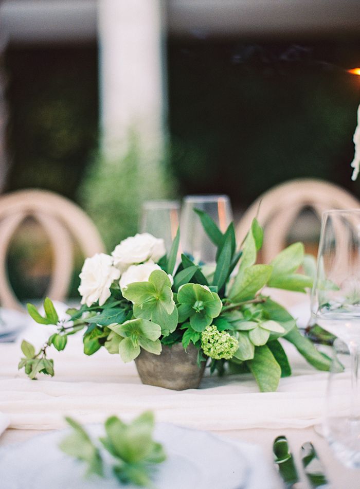 17-organic-green-white-natural-wedding-ideas