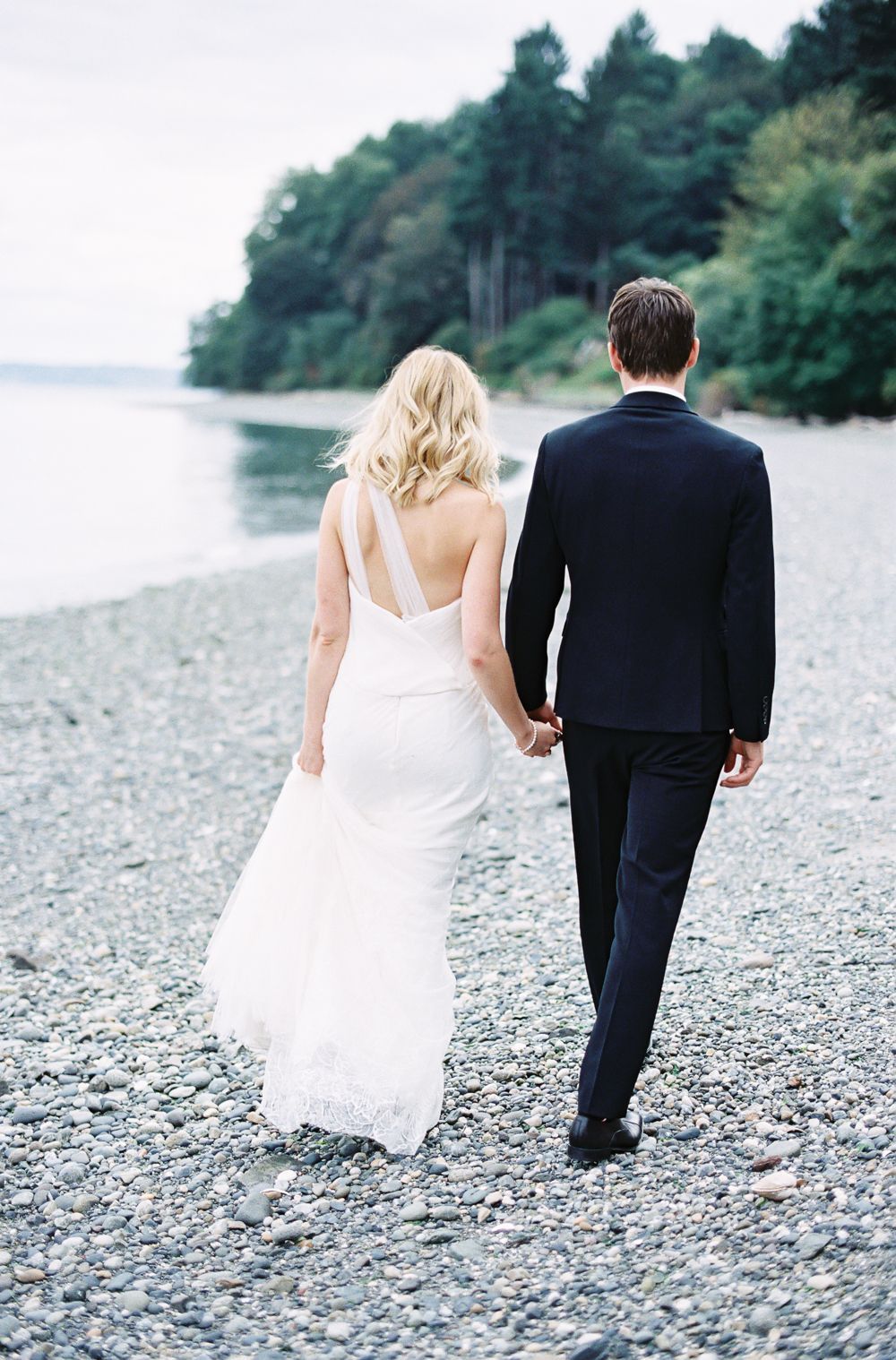 17-romantic-beach-wedding-inspiration