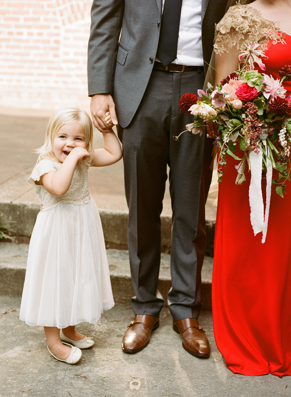 L-flower-girl-outfit-ideas