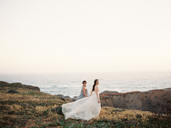 bride-bridesmaid-beach-wedding-photography