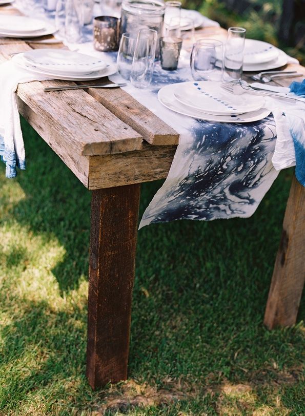 Farmhouse Table Decorations Hand Dyed Blue White Table Runners Napkins China Table Setting