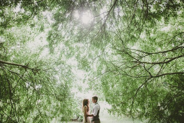 green-forest-wedding-ideas
