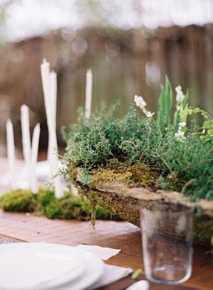 hypertufta-cement-DIY-moss-covered-centerpiece-Hand-dipped-candles-potted-planted-greenery-thyme-organic-wedding-reception-centerpiece-budget-friendly-simple-green