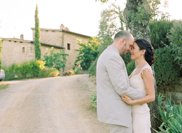 italian-villa-bride-groom