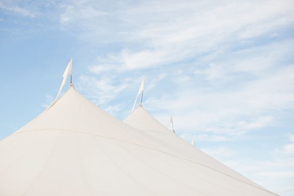 unique-white-wedding-tent-ideas