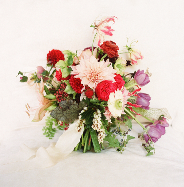 victory-blooms-wedding-bouquet-dutch-masters-bouqet