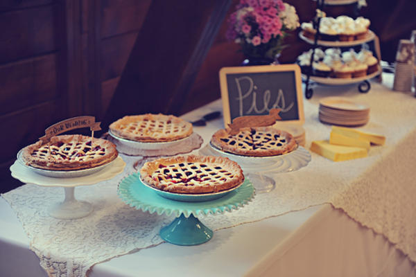 wedding pie buffet