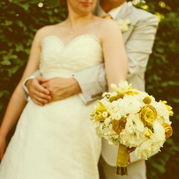 yellow-wedding-bouquet-ideas
