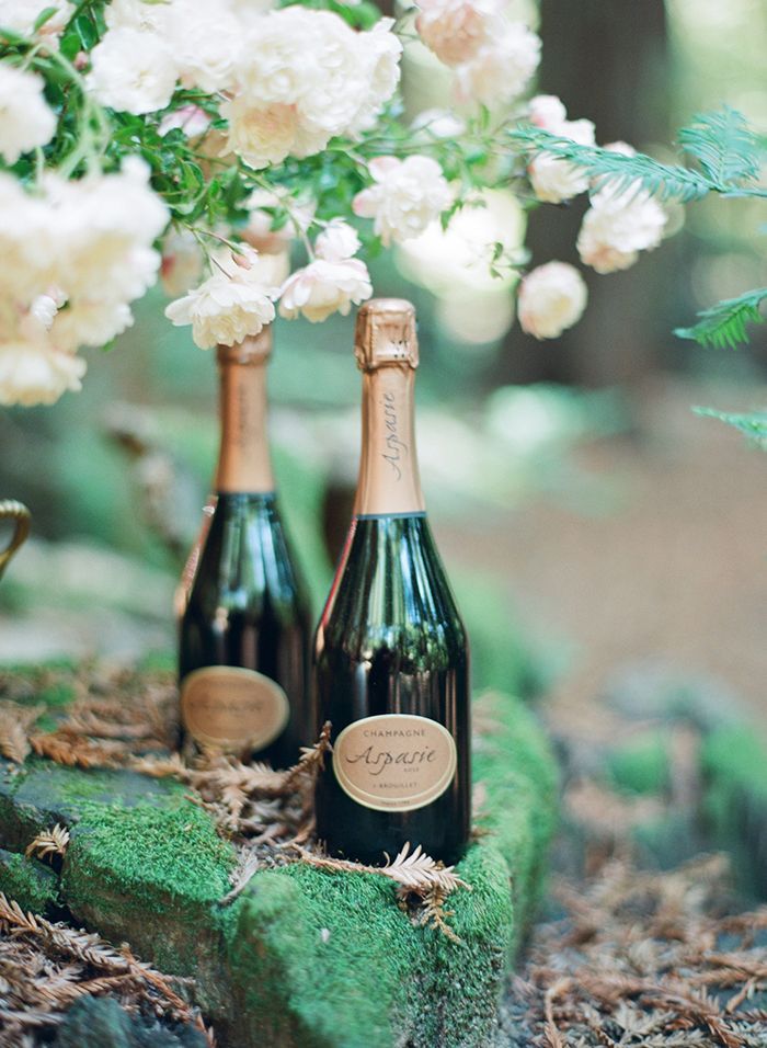 10-wedding-champagne