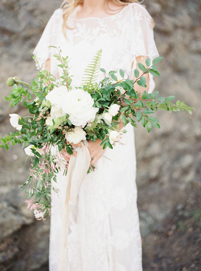 11-white-green-organic-bouquet-rue-de-seine-wedding-gown