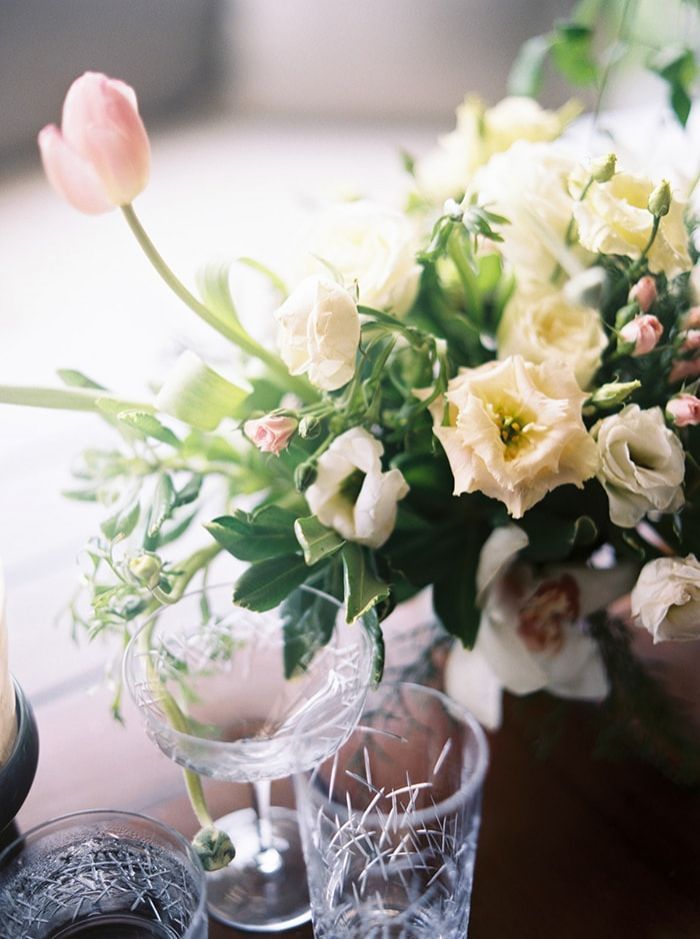 12-ethereal-wedding-flowers