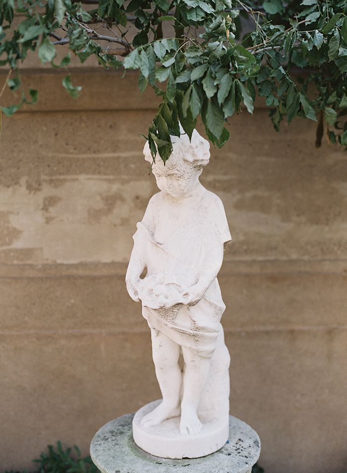 12-garden-statue