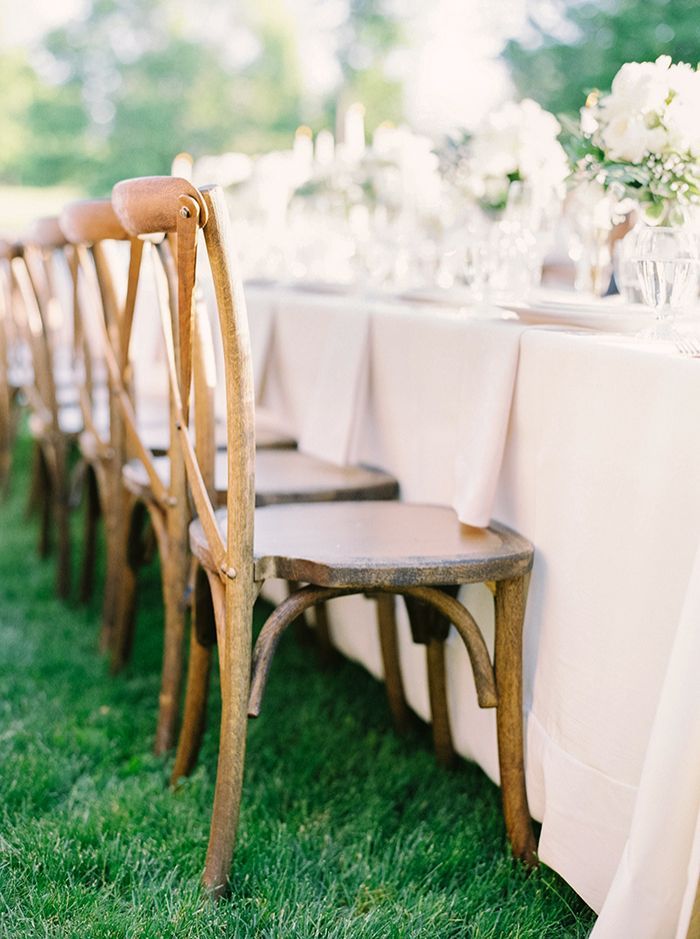 14-wedding-chairs-linens