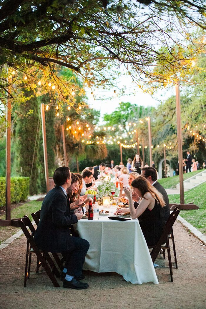 16-intimate-backyard-wedding-reception