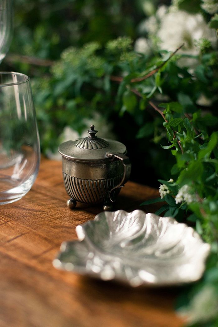 17-vintage-sugar-tea-set-gucio-photography
