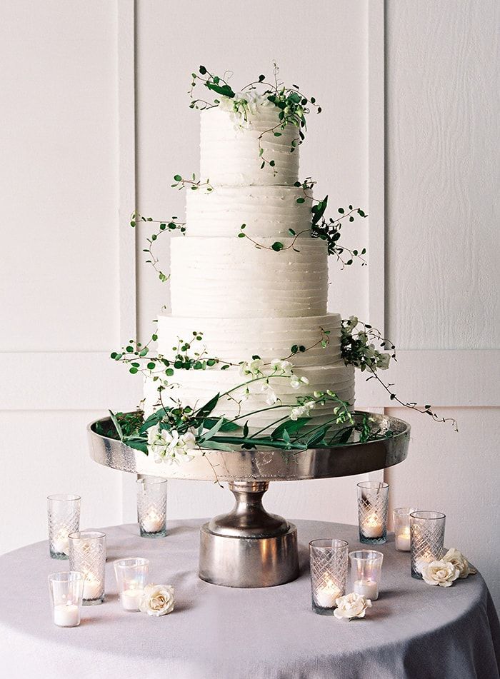 19-5-tier-wedding-cake-greenery