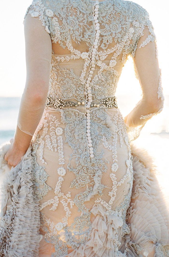 20-glam-vintage-wedding-gown