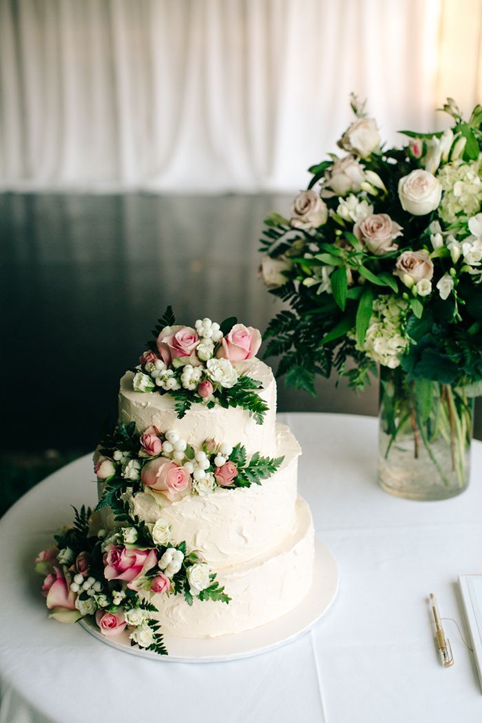 20-pink-white-green-wedding-cake
