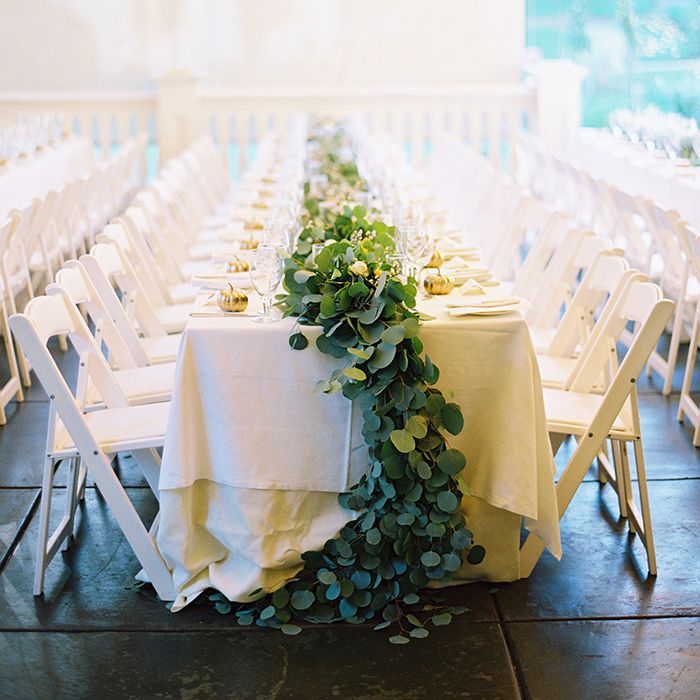 23-white-green-outdoor-tent-wedding